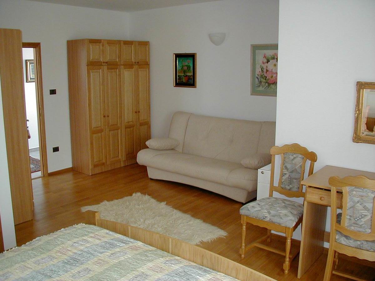 Villa Bunta Sutivan Εξωτερικό φωτογραφία