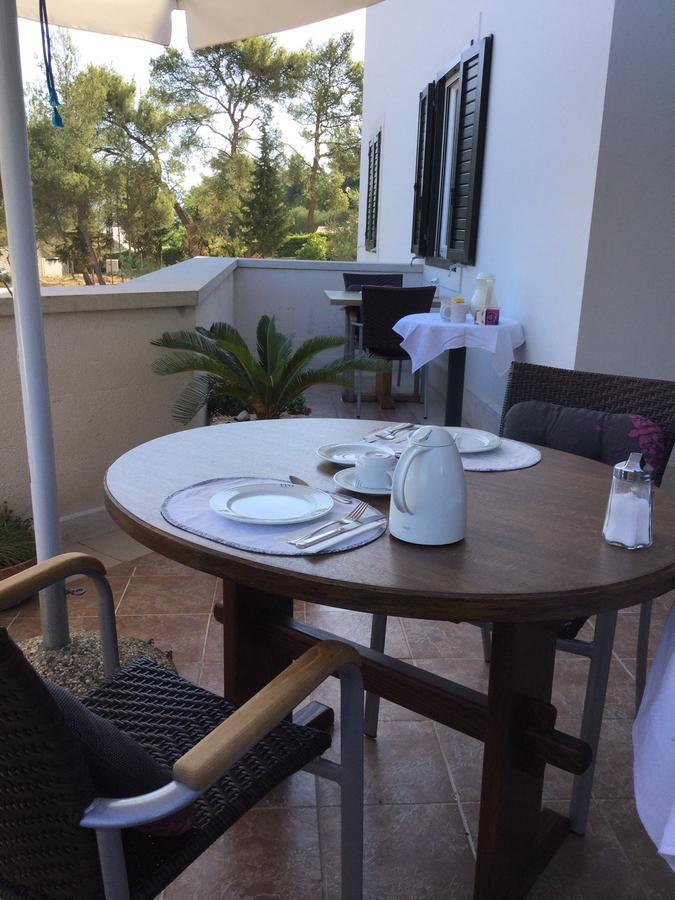 Villa Bunta Sutivan Εξωτερικό φωτογραφία